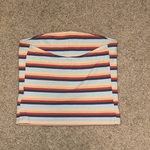 American Eagle Crop Top Size XS - Picture 3 of 4